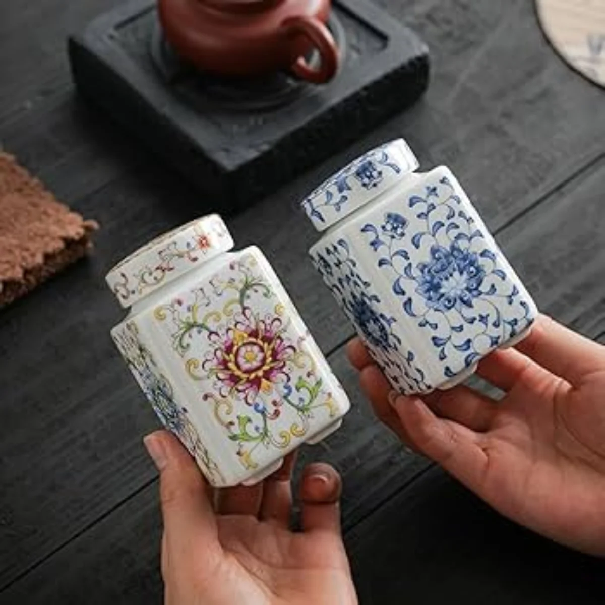 BỘ 2 HŨ ĐỰNG TRÀ HOA VĂN SỨ 2