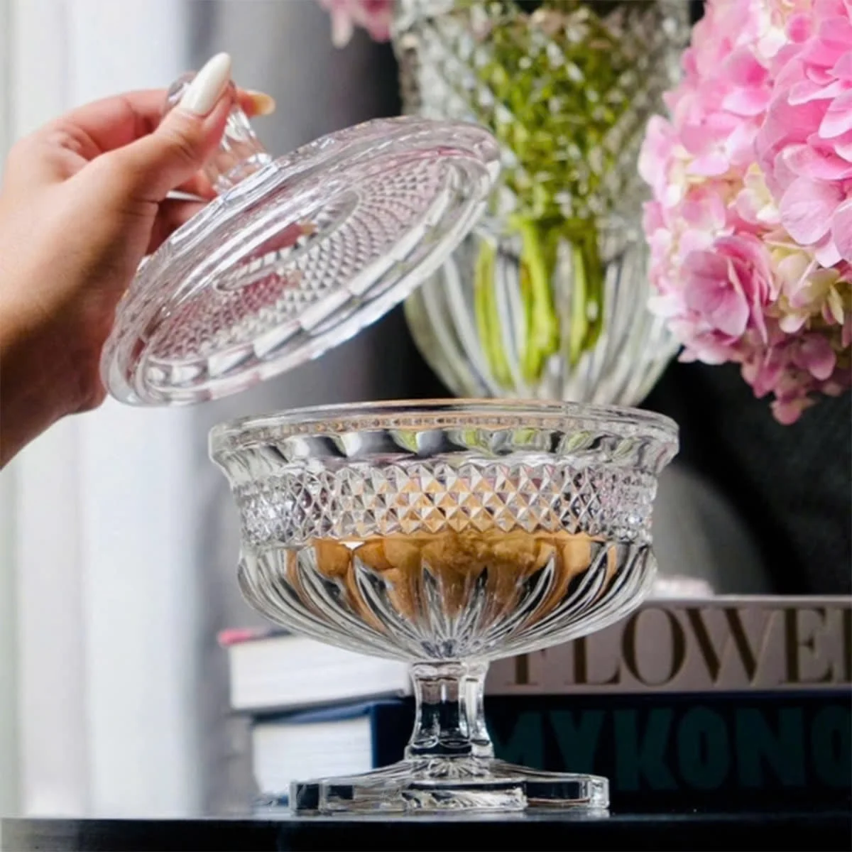 THỐ PHA LÊ ALEXANDRIA CHÂN ĐẾ CÁNH HOA 15CM 4