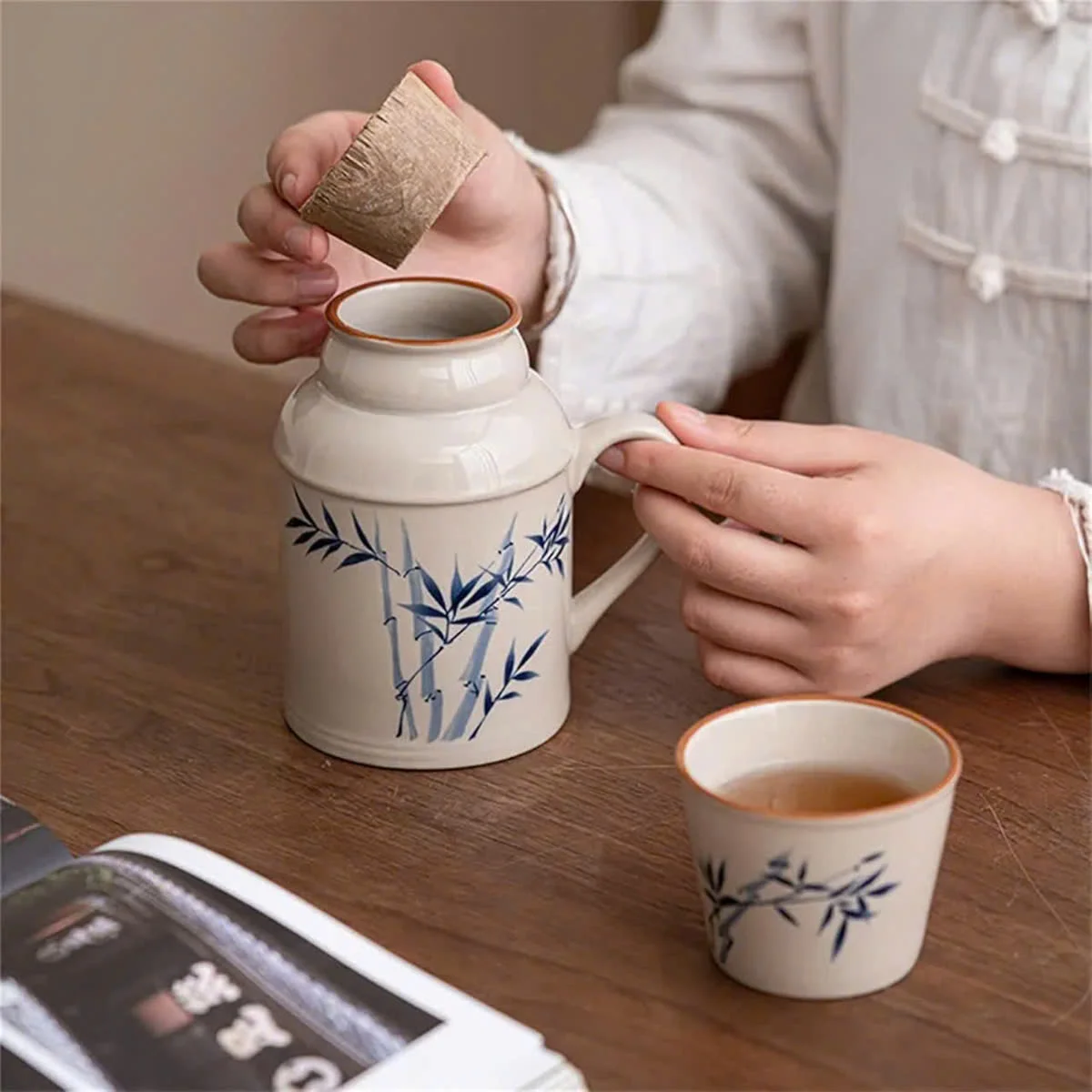 BỘ PHÍCH KÈM CỐC UỐNG TRÀ 5