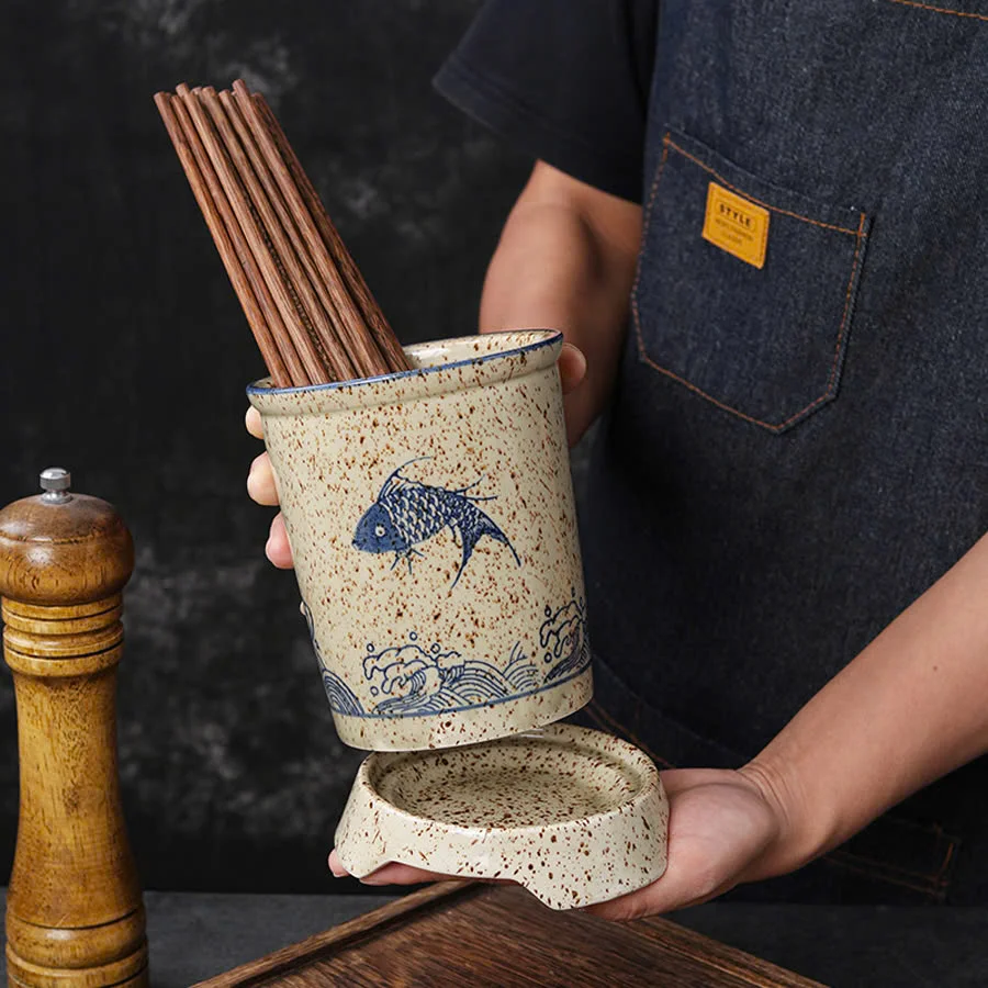 ỐNG ĐỰNG ĐŨA HOẠ TIẾT CÁ 3