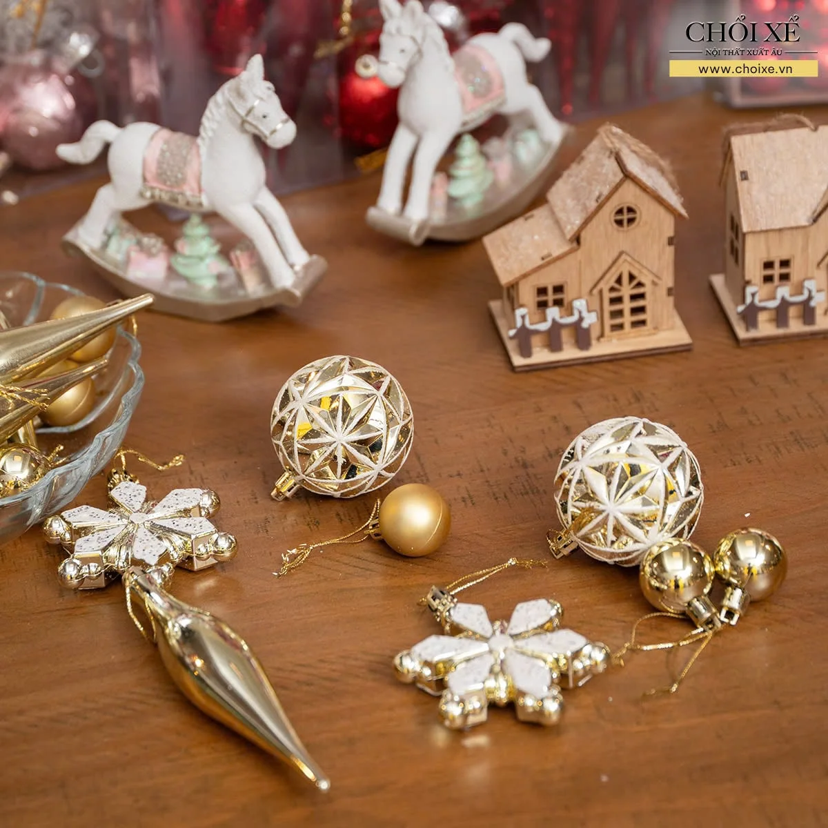 HỘP TRANG TRÍ CHRISTMAS 24 MÓN MÀU VÀNG 4