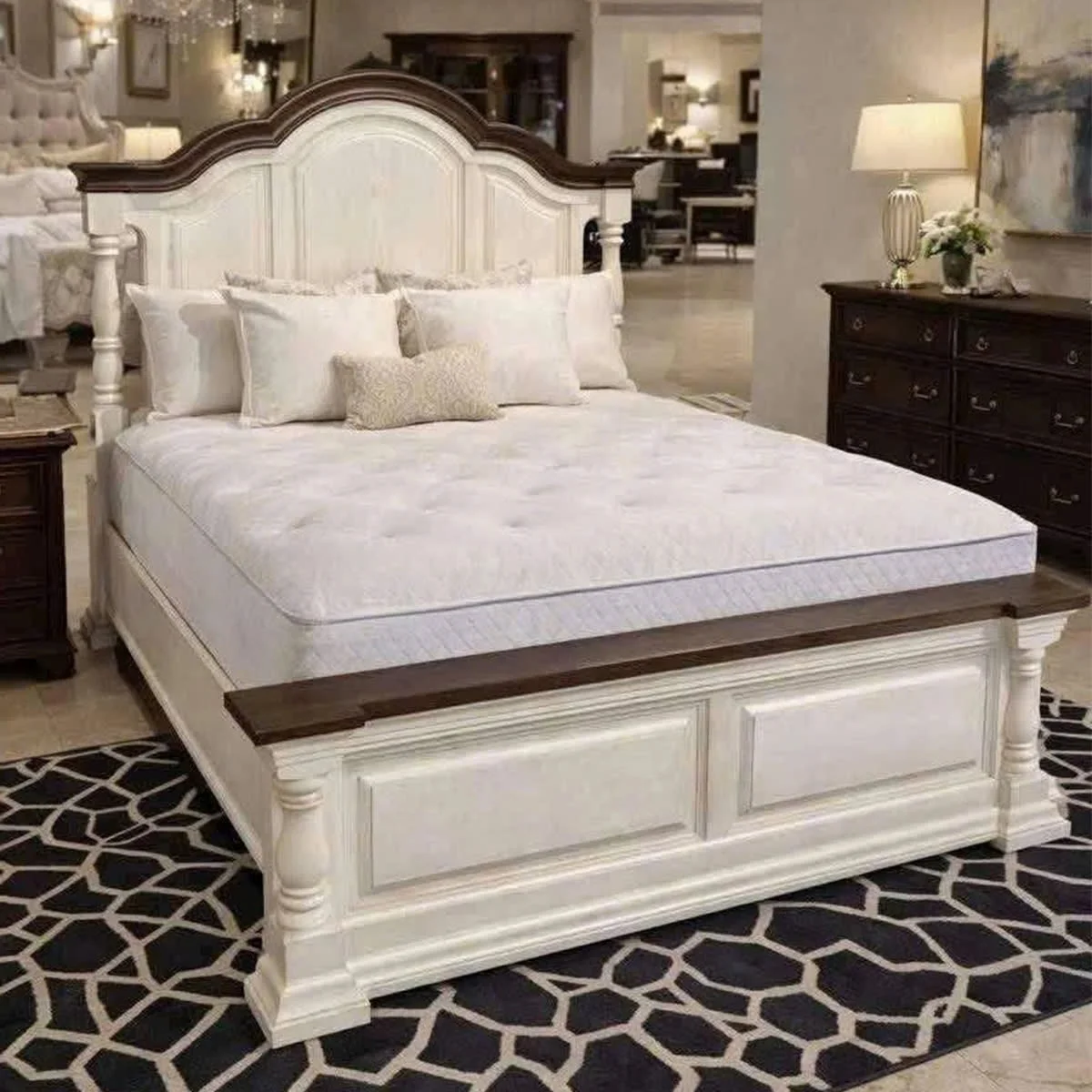 GIƯỜNG NGỦ MONTICELLO KING SIZE 2