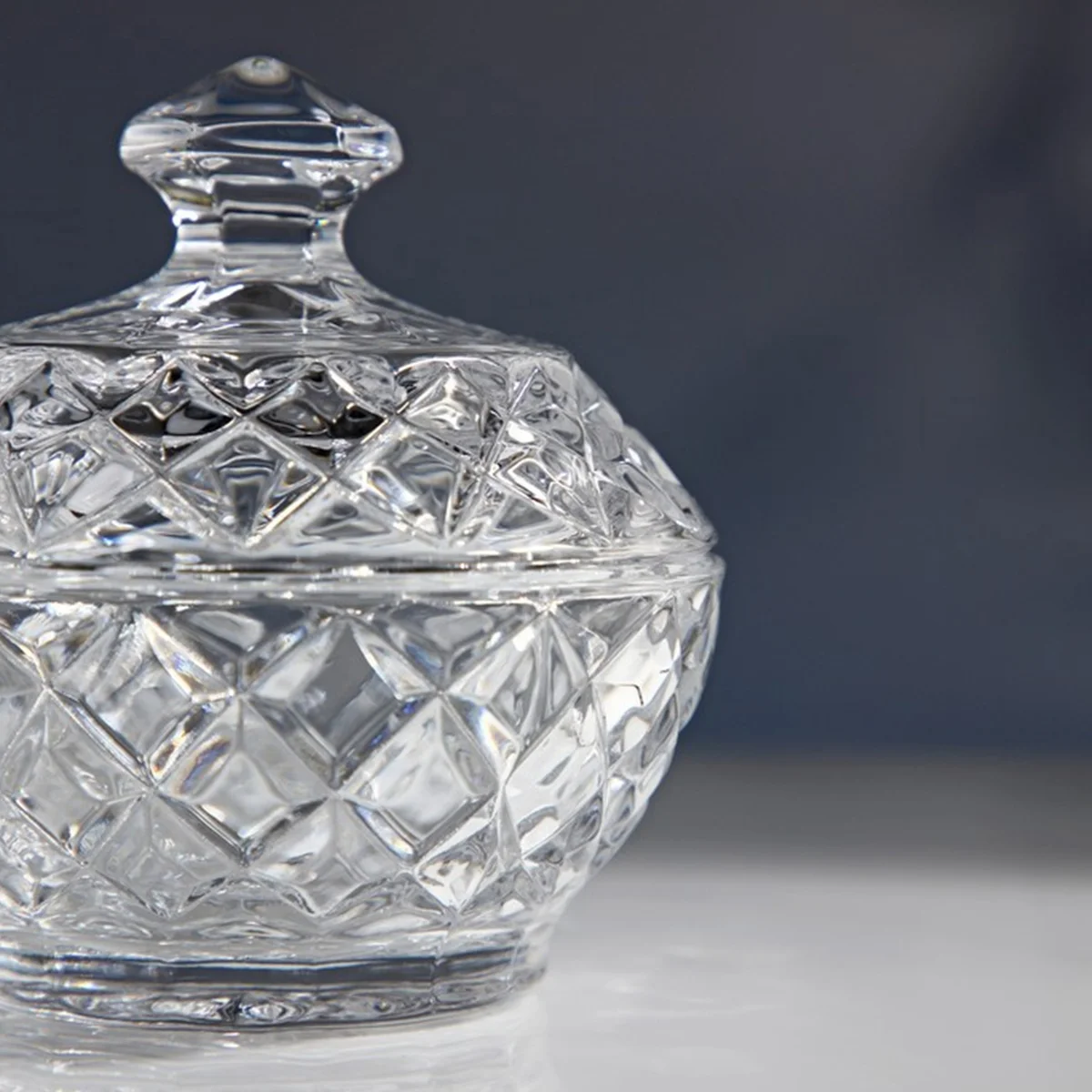 HŨ ĐỰNG ĐƯỜNG PHA LÊ CRYSTAL 4