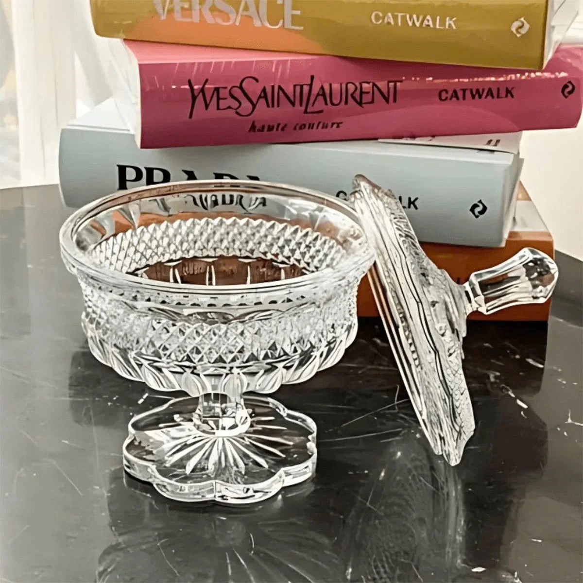 THỐ PHA LÊ ALEXANDRIA CHÂN ĐẾ CÁNH HOA 15CM 3
