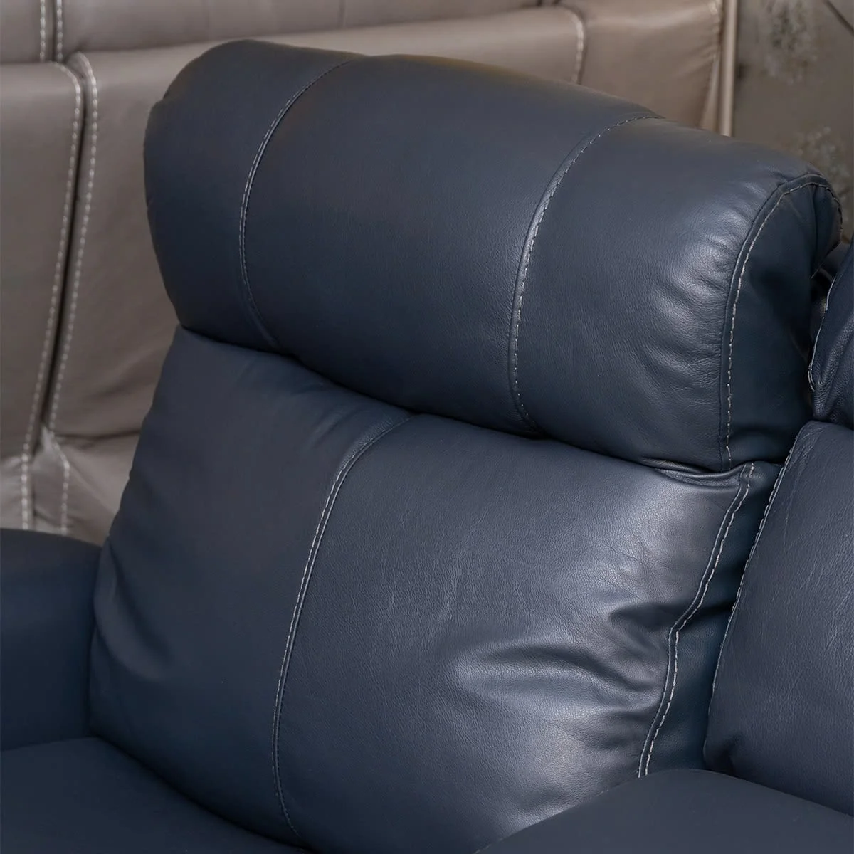 GHẾ SOFA 2 CHỖ DA BÒ CHỈNH ĐIỆN DORIAN 4