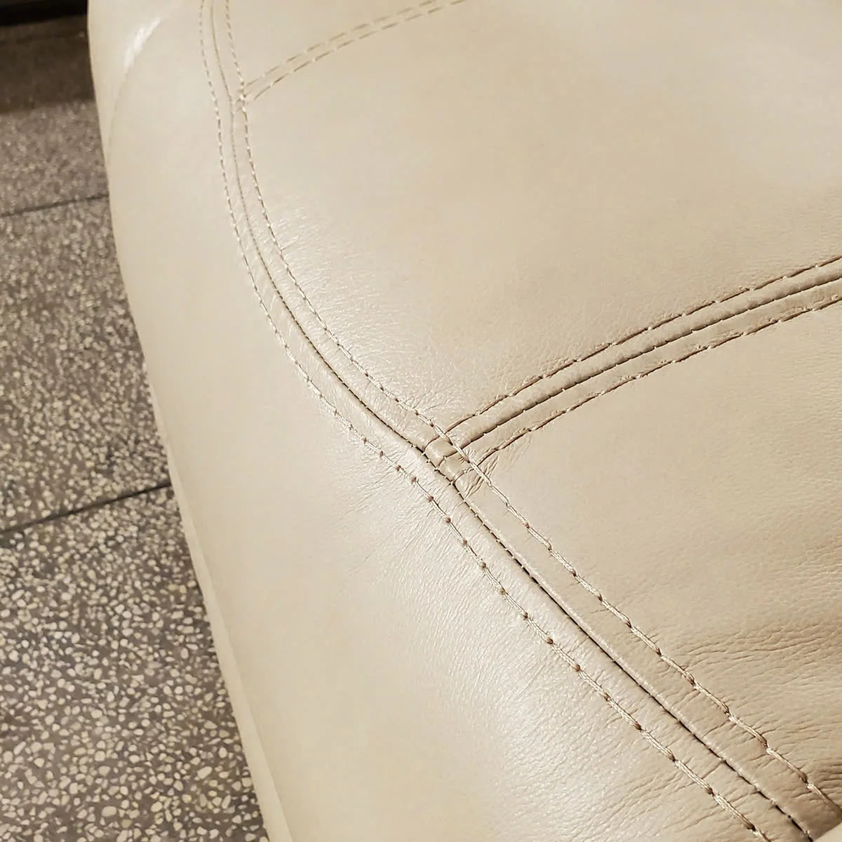 GHẾ SOFA 2 CHỖ DA BÒ CHỈNH ĐIỆN SEFANA 5