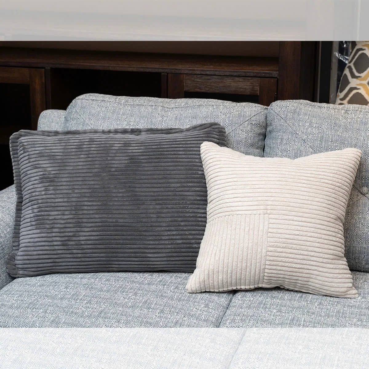 VỎ GỐI SOFA TRANG TRÍ MÀU XÁM 4
